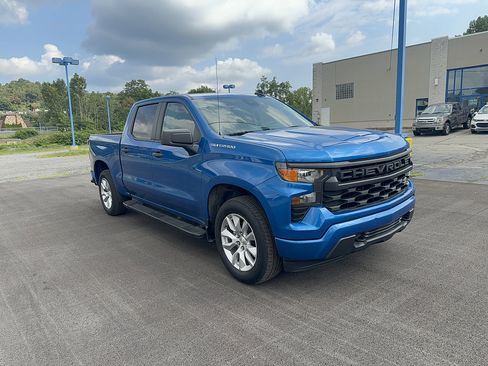 Used 2022 Chevrolet Silverado 1500 Custom AWD/4WD image 8