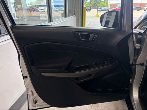 Certified 2021 Ford EcoSport SE w/ SE Convenience Package AWD/4WD image 18