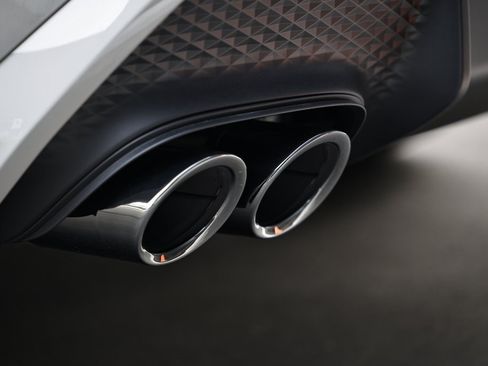 New 2026 Porsche Macan image 15