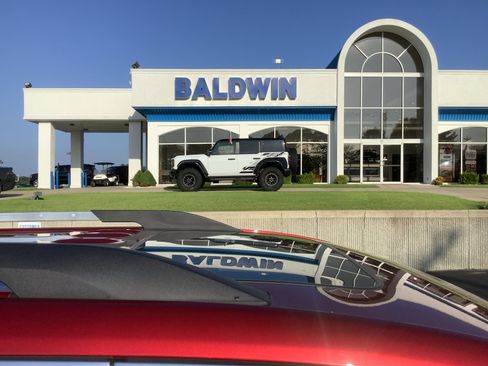 Used 2021 GMC Acadia Denali FWD image 9