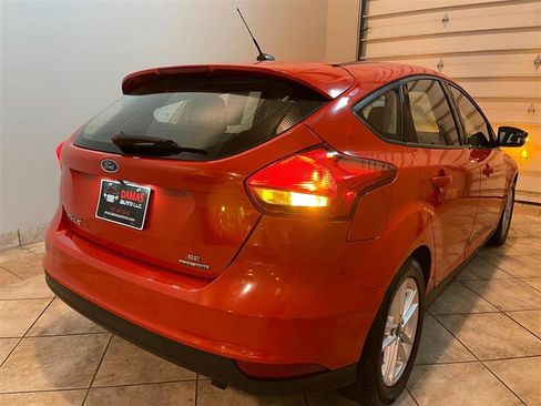 Used 2015 Ford Focus SE image 45