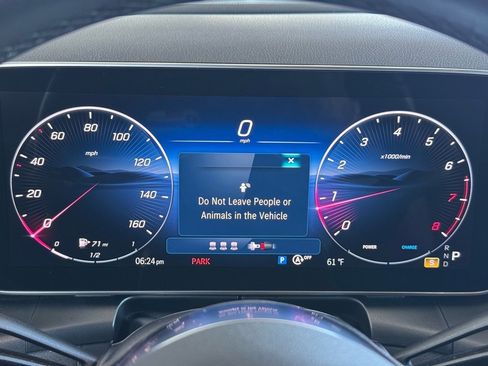 Certified 2025 Mercedes-Benz GLC 300 image 28