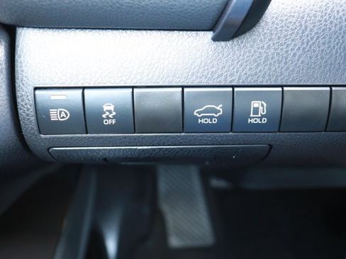 Used 2023 Toyota Camry SE FWD image 22
