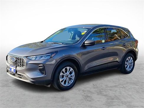 Certified 2023 Ford Escape Active w/ Tech Pack #1 image 3