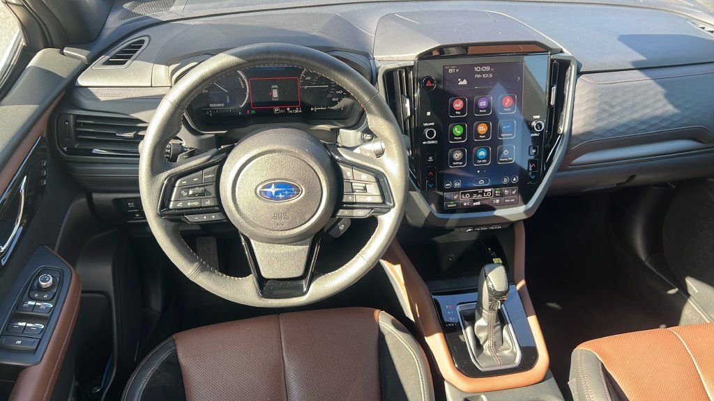 Used 2025 Subaru Forester Touring w/ Touring Package AWD/4WD image 11