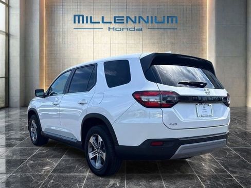 Used 2023 Honda Pilot EX-L image 2