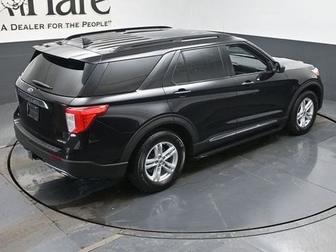 Used 2021 Ford Explorer XLT w/ Equipment Group 202A image 42