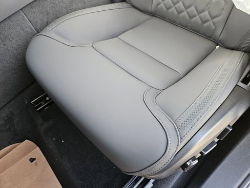 New 2026 Volvo XC90 B6 Plus w/ Protection Package Premier image 8