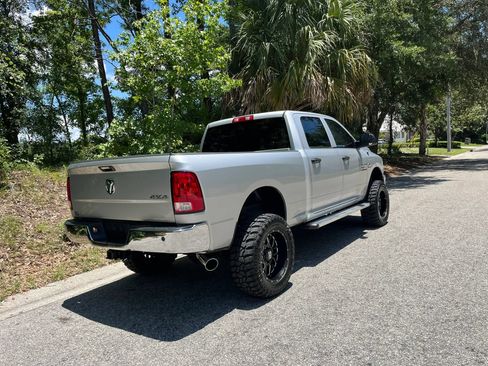 Used 2018 RAM 2500 Tradesman w/ Chrome Appearance Group AWD/4WD image 10