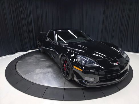 Used 2013 Chevrolet Corvette Grand Sport w/ 2LT Preferred Equipment Group RWD image 7