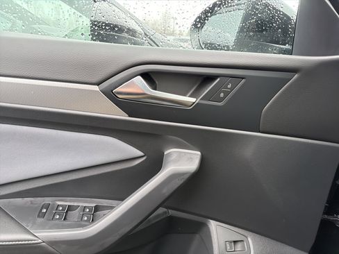 New 2026 Volkswagen Jetta SE image 13