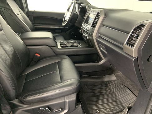 Used 2019 Ford Expedition XLT w/ Equipment Group 202A image 17