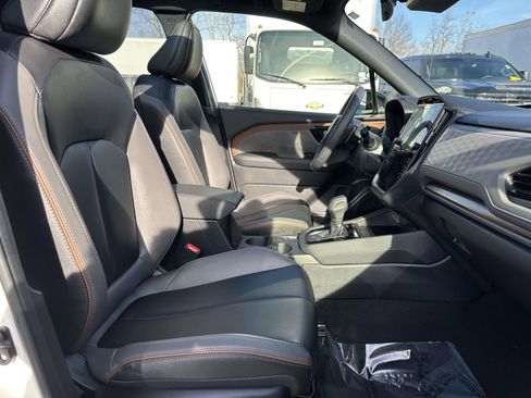 Used 2025 Subaru Forester Sport image 26