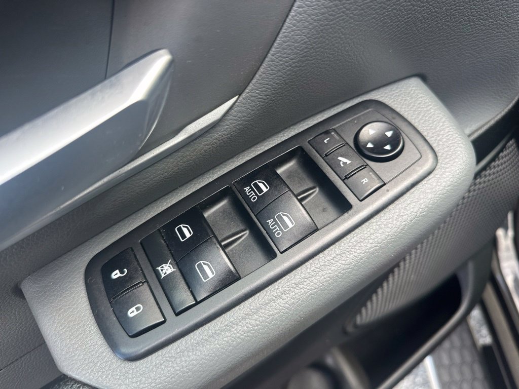 Used 2020 RAM 1500 Big Horn AWD/4WD image 16