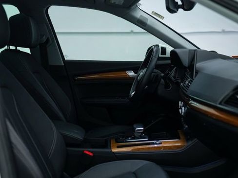 Used 2023 Audi Q5 2.0T Premium Plus w/ Premium Plus Package image 11