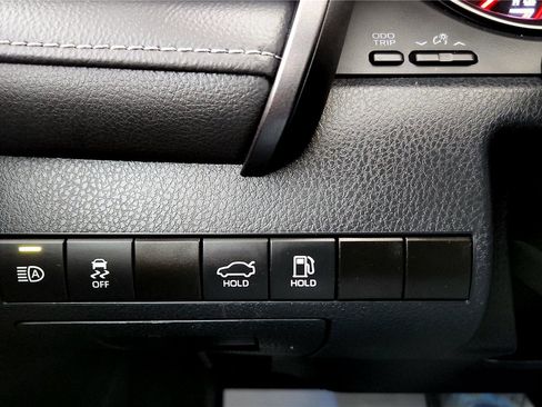 Used 2024 Toyota Camry XSE FWD image 32