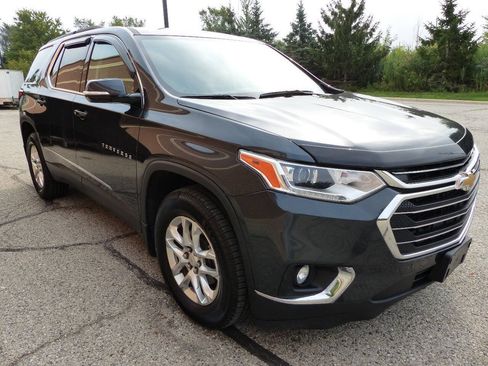 Used 2019 Chevrolet Traverse LT w/ LPO, Floor Liner Package AWD/4WD image 13