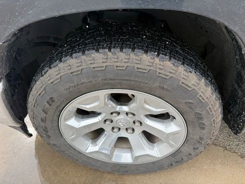 Used 2022 RAM 1500 Lone Star AWD/4WD image 9