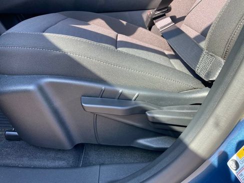 New 2026 Chevrolet Equinox LT w/ Safety and Technology Package AWD/4WD image 4