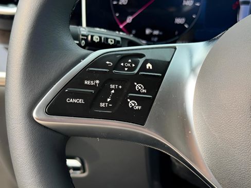 Certified 2025 Mercedes-Benz GLC 350e GLC 350e image 32