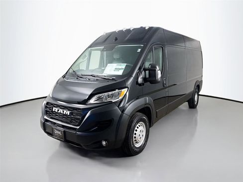 New 2026 RAM ProMaster 2500 w/ Convenience Group image 4