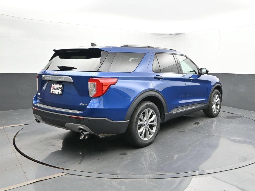 Used 2023 Ford Explorer Limited AWD/4WD image 12