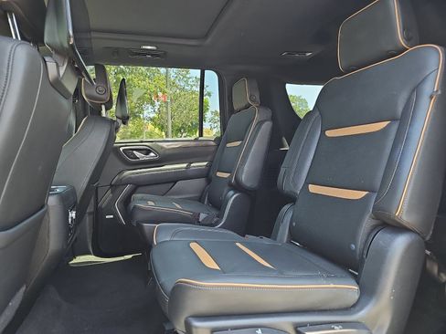 Used 2021 GMC Yukon XL AT4 w/ AT4 Premium Package AWD/4WD image 13