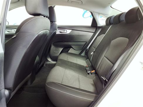 Used 2022 Kia Forte LXS w/ LXS Technology Package image 10