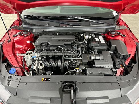 Used 2025 Kia K4 LXS image 31