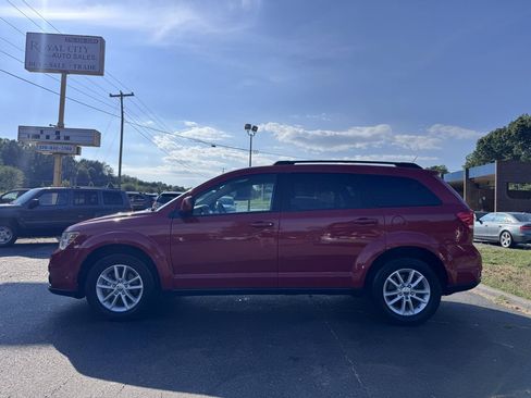 Used 2014 Dodge Journey SXT w/ Flexible Seating Group AWD/4WD image 8