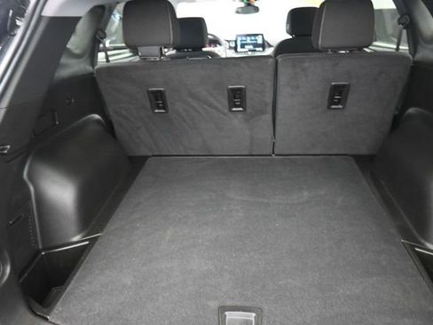 Used 2023 Chevrolet Blazer LT w/ Convenience Package image 25