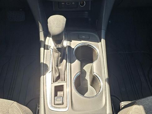 Used 2024 Chevrolet Equinox LT w/ LPO, Floor Liner Package FWD image 14