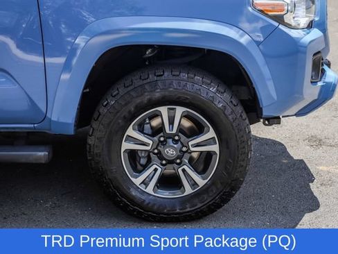 Used 2019 Toyota Tacoma TRD Sport AWD/4WD image 8