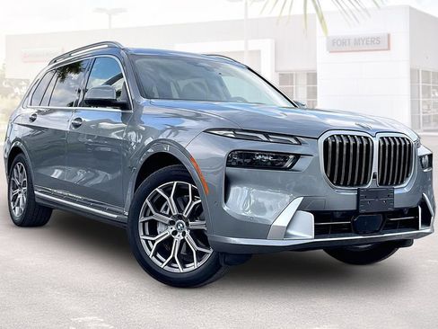 Used 2026 BMW X7 xDrive40i AWD/4WD image 1