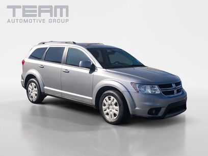 Used 2019 Dodge Journey SE w/ Connectivity Group