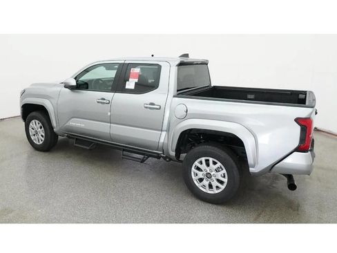 New 2026 Toyota Tacoma SR5 AWD/4WD image 4