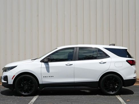 Used 2024 Chevrolet Equinox LS w/ LS Convenience Package AWD/4WD image 44