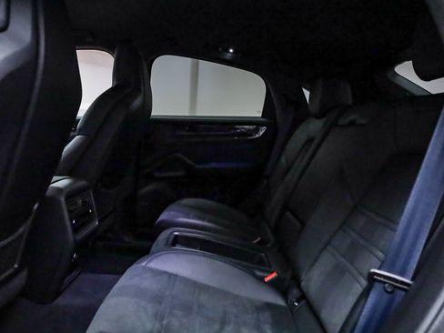 Used 2024 Porsche Cayenne Turbo GT image 22