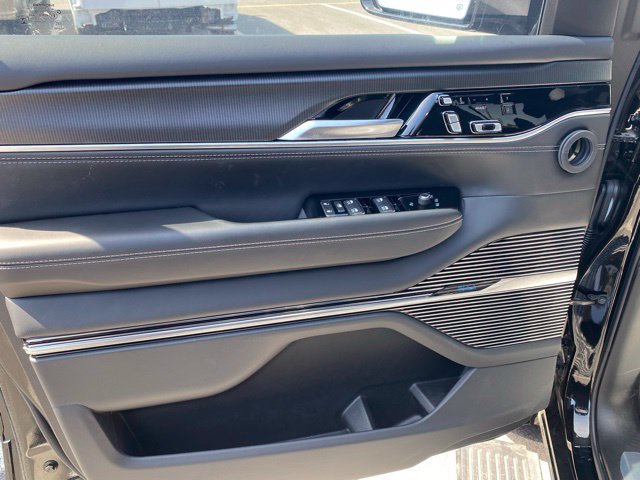 New 2024 Jeep Grand Wagoneer Series II Obsidian w/ Quick Order Packagew 28T AWD/4WD image 12
