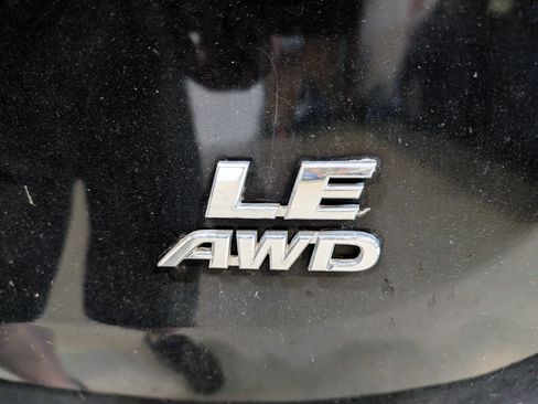 Used 2014 Toyota RAV4 LE AWD/4WD image 12