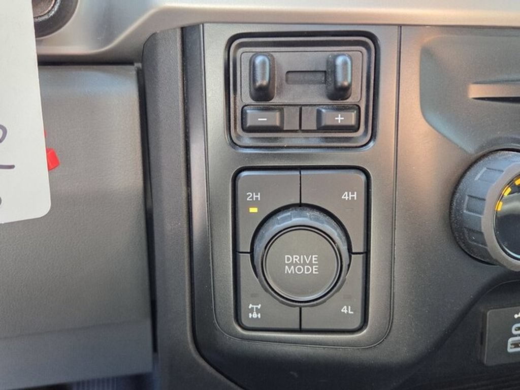 Used 2023 Ford F250 XL w/ FX4 Off-Road Package AWD/4WD image 24