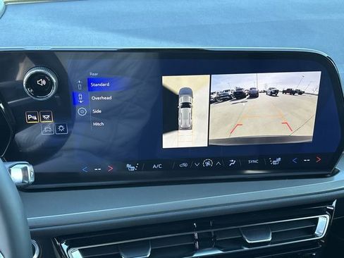 New 2026 Chevrolet Traverse LT w/ Sun and Wheel Package image 14