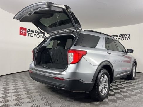 Used 2022 Ford Explorer XLT image 18