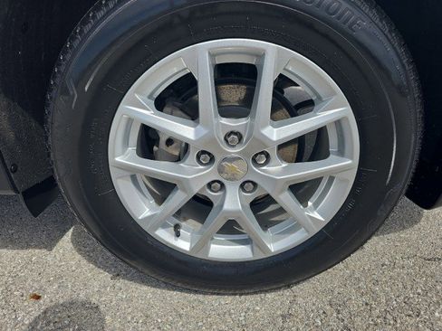 Used 2023 Chevrolet Equinox LT AWD/4WD image 12