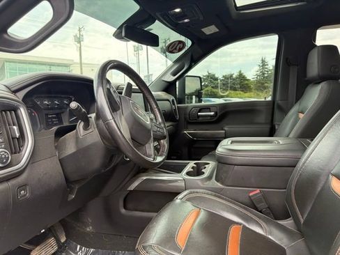 Used 2020 GMC Sierra 2500 AT4 w/ AT4 Premium Package AWD/4WD image 18