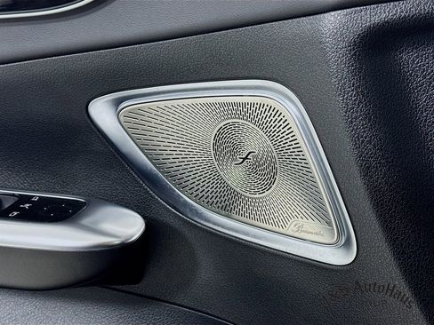 Used 2024 Mercedes-Benz C 63 AMG S image 24