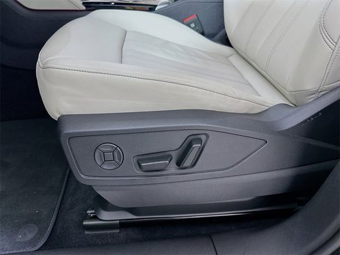 New 2025 Audi Q5 Premium Plus image 9