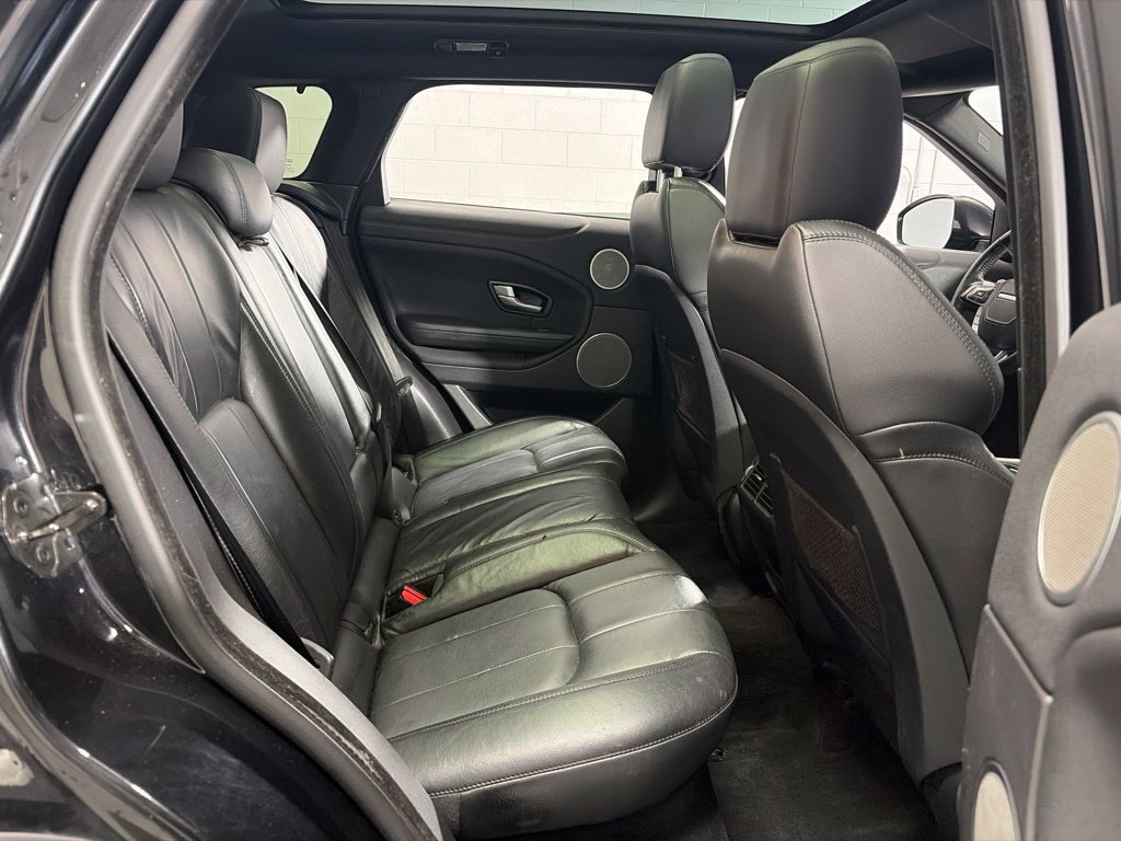 Used 2017 Land Rover Range Rover Evoque SE AWD/4WD image 29