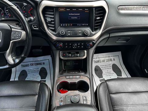 Used 2020 GMC Acadia Denali image 28