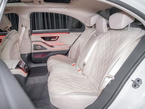 Used 2024 Mercedes-Benz S 580 4MATIC Sedan image 13